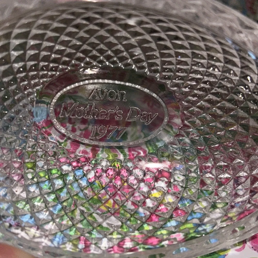 Fostoria glass Egg Soap dish Mothers Day 1977 by Avon. - Picture 8 of 8